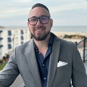 Meet your Posher, Tyler